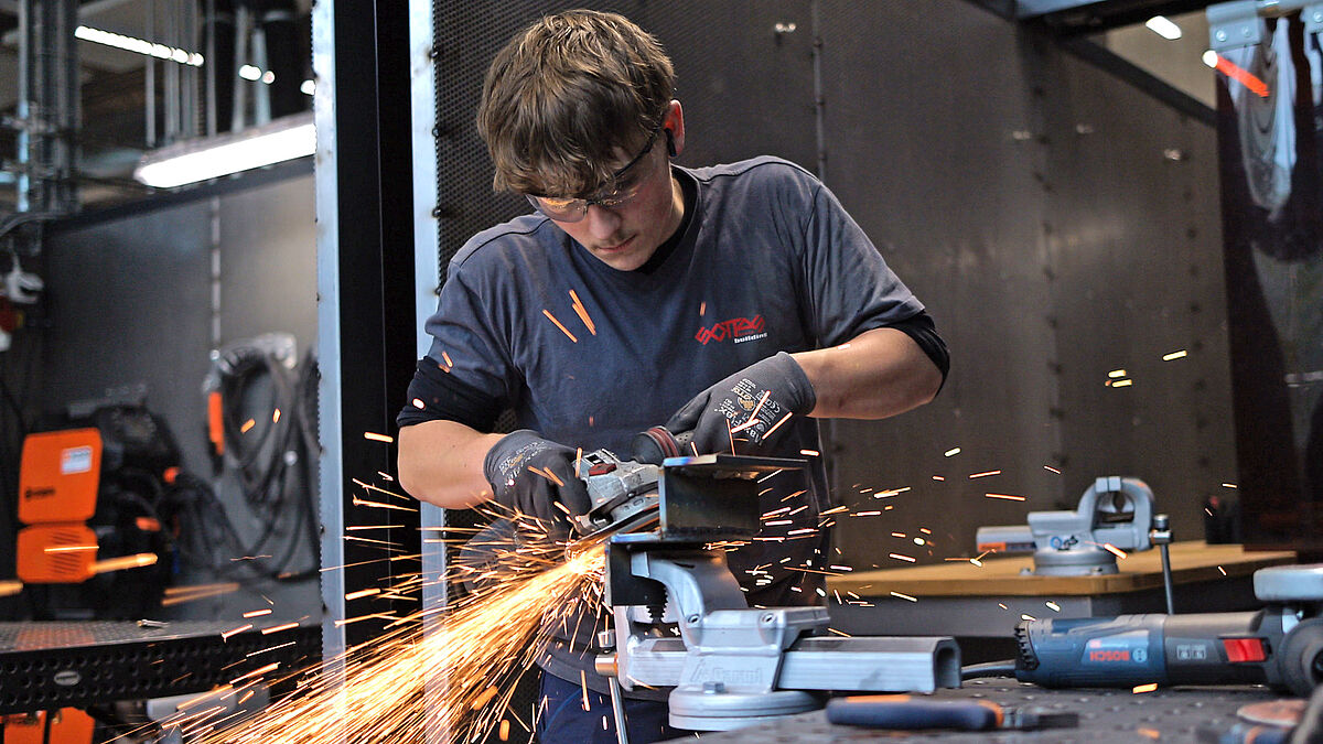 Die Klasse der Metallbauer war für die Herstellung der Stahlkonstruktionen zuständig.